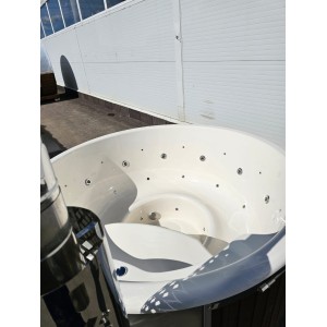 Fiberglass Hot Tub with Integrated Heater / 200cm - 225cm