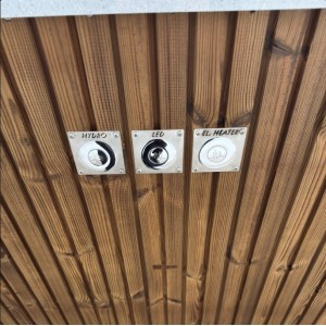 Stiklo pluosto kvadratinis kubilas su integruota krosnele / 220cm Quadro