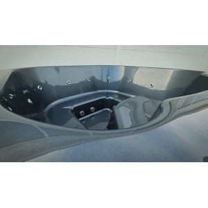 Akrilinis kvadratinis kubilas su integruota krosnele / 202cm Quadro