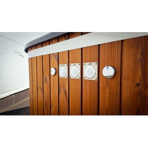 Acrylic square hot tub with external heater / 202cm Quadro