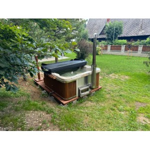 Akrilinis jacuzzi kubilas su išorine krosnele / 220cm Quadro