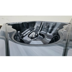 Acrylic jacuzzi hot tub with external heater / 220cm Quadro