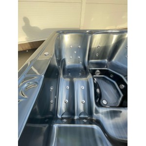 Akrilinis jacuzzi kubilas su išorine krosnele / 220cm Quadro