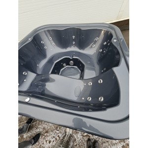 Acrylic square hot tub LOUNGE with integrated heater / 204cm Quadro