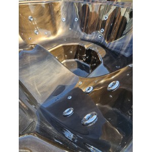 Acrylic square hot tub LOUNGE with integrated heater / 204cm Quadro