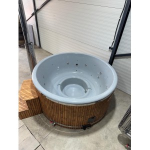 Fiberglass hot tub with horizon heater / 200cm - 225cm