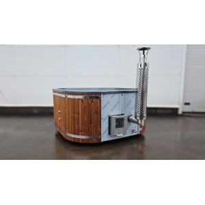Acrylic square hot tub with integrated heater / 202cm Quadro