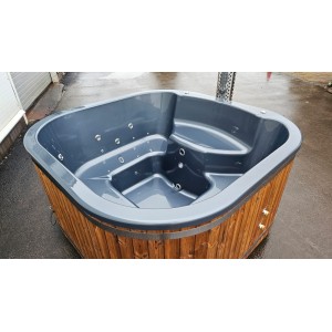 Acrylic square hot tub with integrated heater / 202cm Quadro