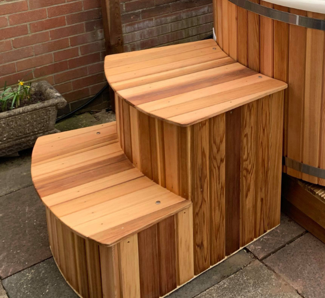 Openable storage stairs (for filter housing)